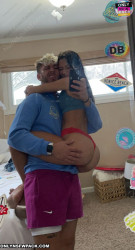 [Image: SMS0179_(6).jpg]