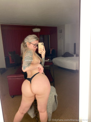 jenbretty_(2).jpg