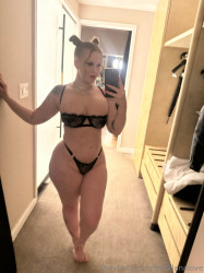 ThickLanaLove__(4).jpg