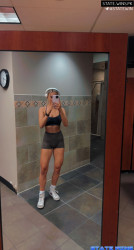 [Image: DF447_(3).jpg]