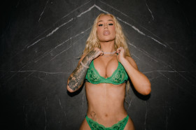 Iggy_Azalea_(1).jpg