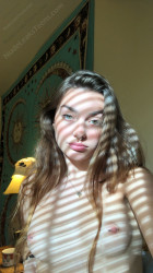 [Image: DF410_(17).jpg]